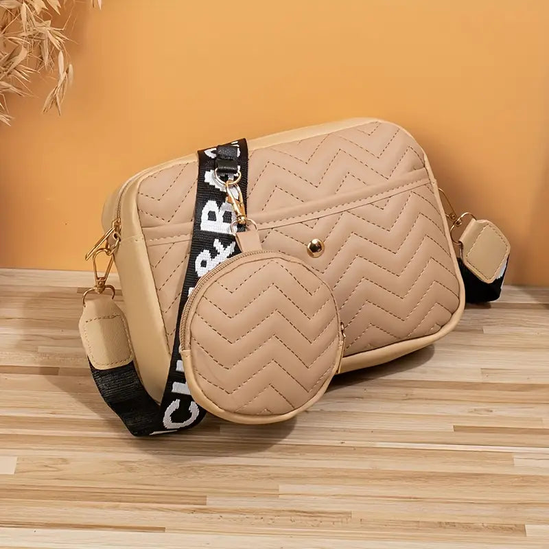 Stylish Polylines Quilted Crossbody Bag